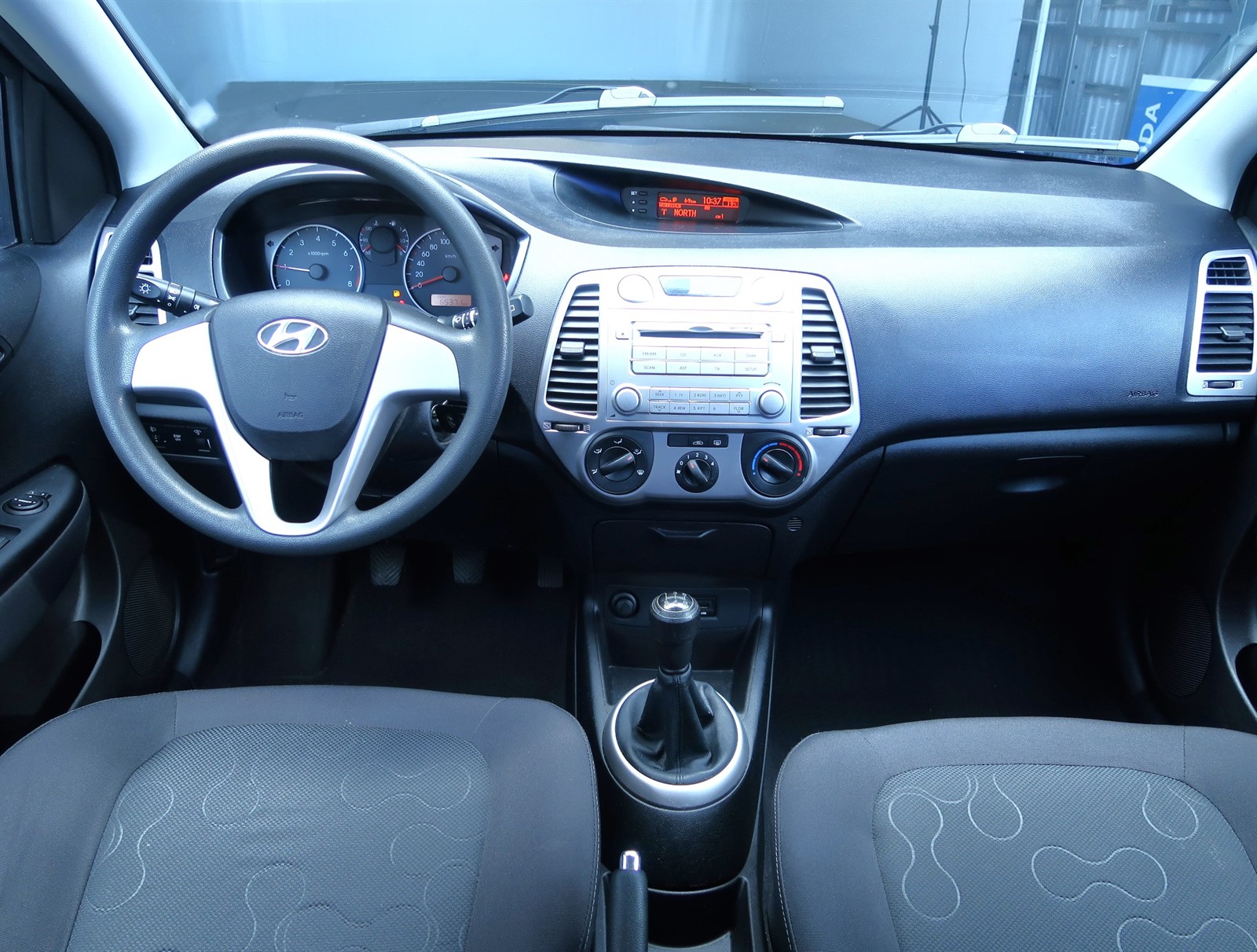 Hyundai i20, 2011 - pohled č. 10
