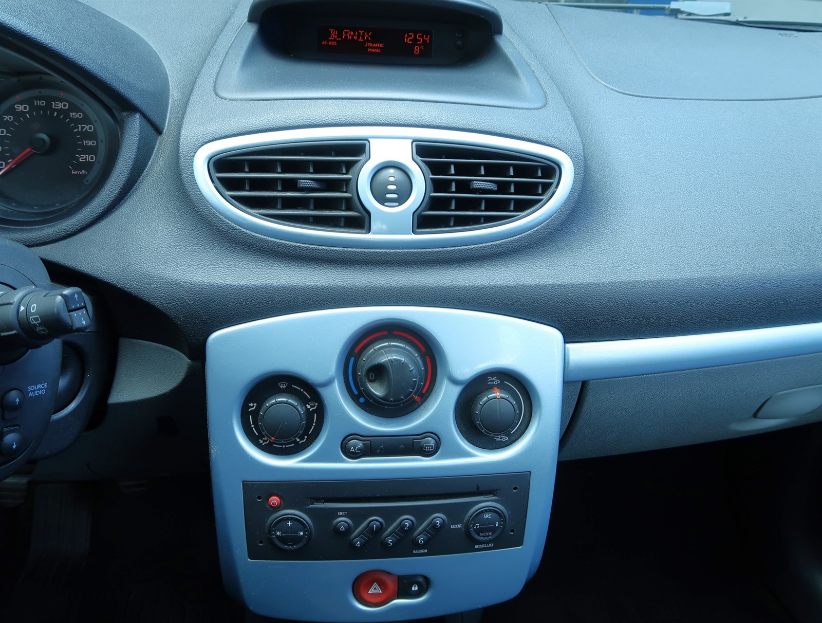 Renault Clio, 2007 - pohled č. 18