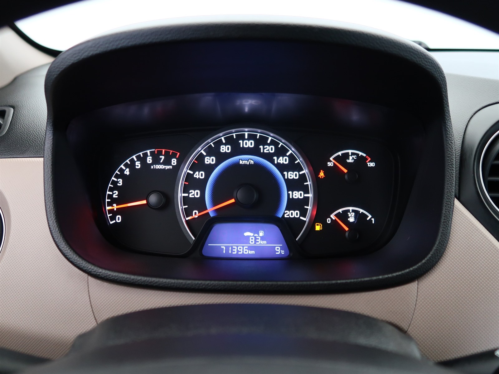Hyundai i10, 2016 - pohled č. 17