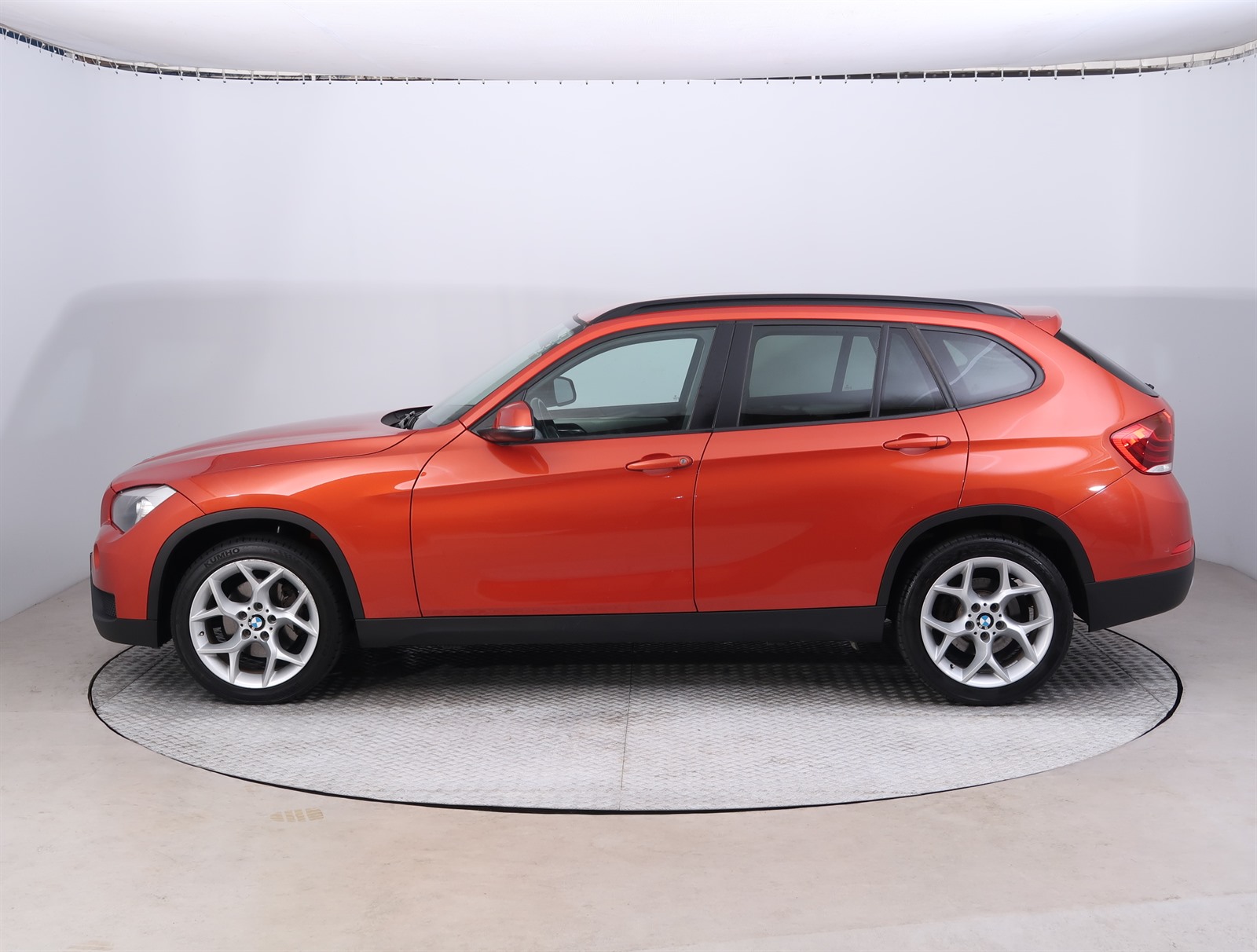 BMW X1, 2014 - pohled č. 4