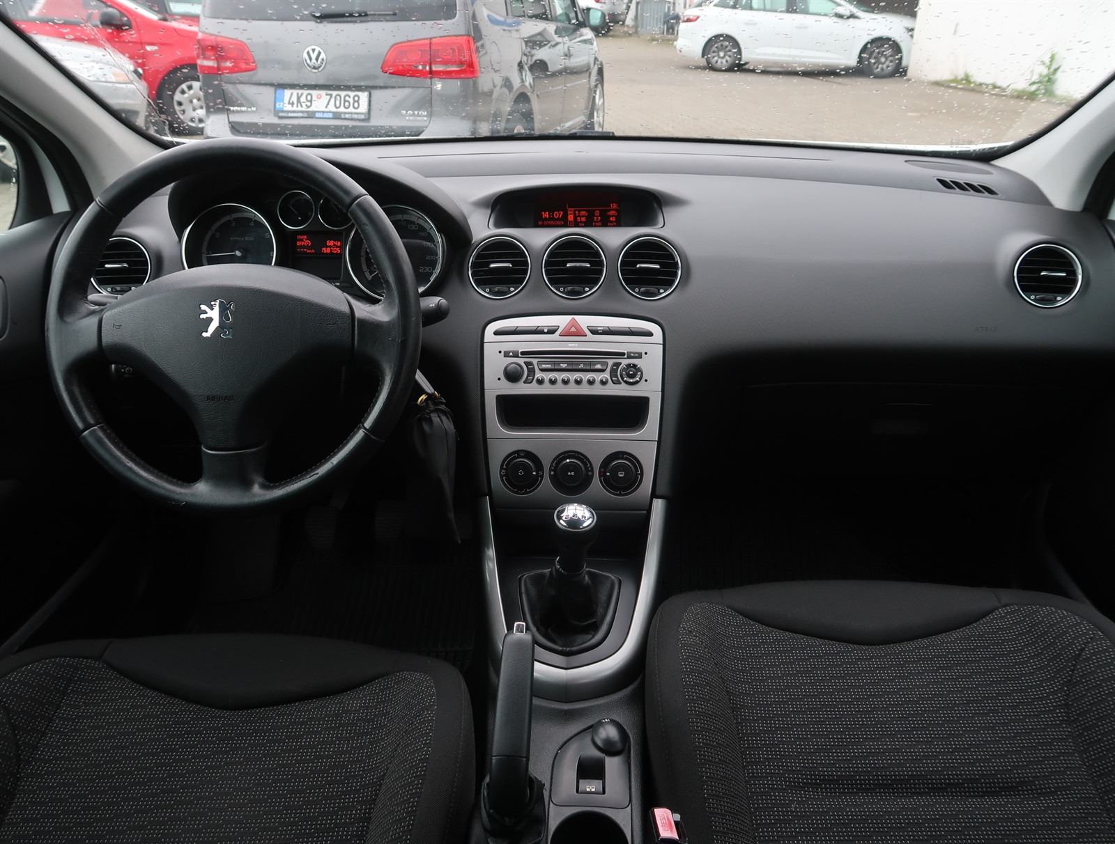 Peugeot 308, 2009 - pohled č. 10