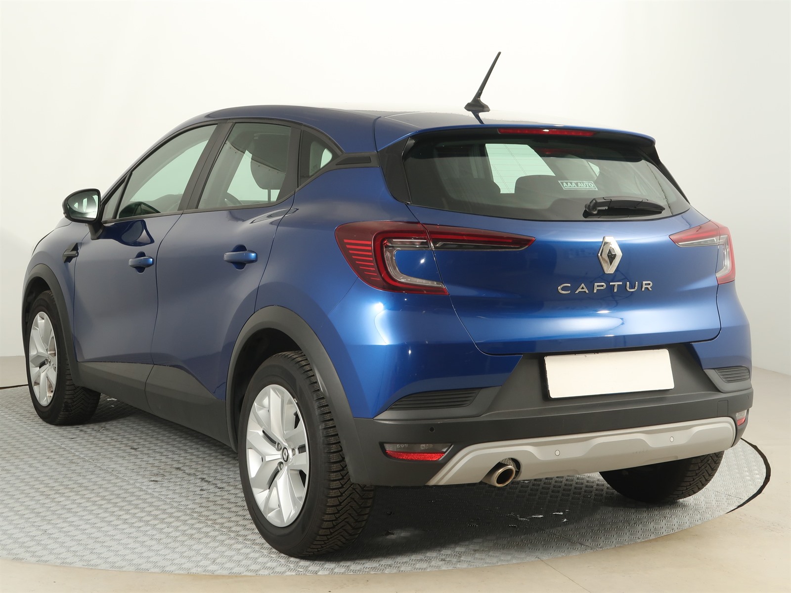 Renault Captur, 2021 - pohled č. 5