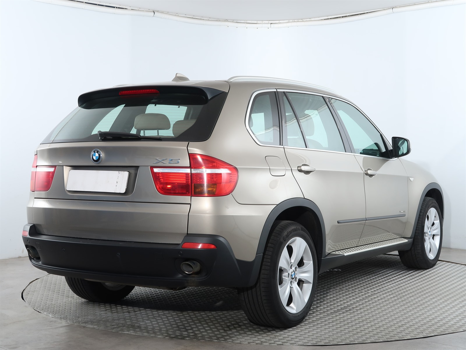 BMW X5, 2010 - pohled č. 7