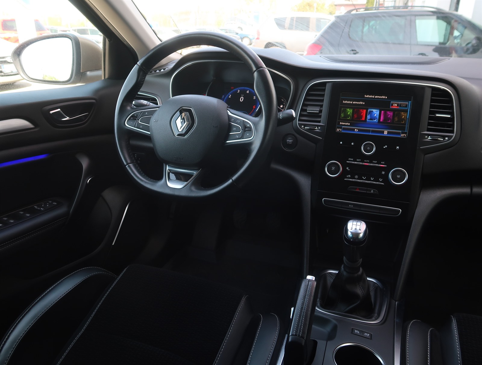 Renault Mégane, 2017 - pohled č. 9