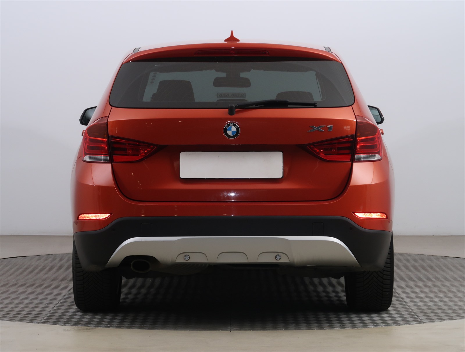 BMW X1, 2014 - pohled č. 6