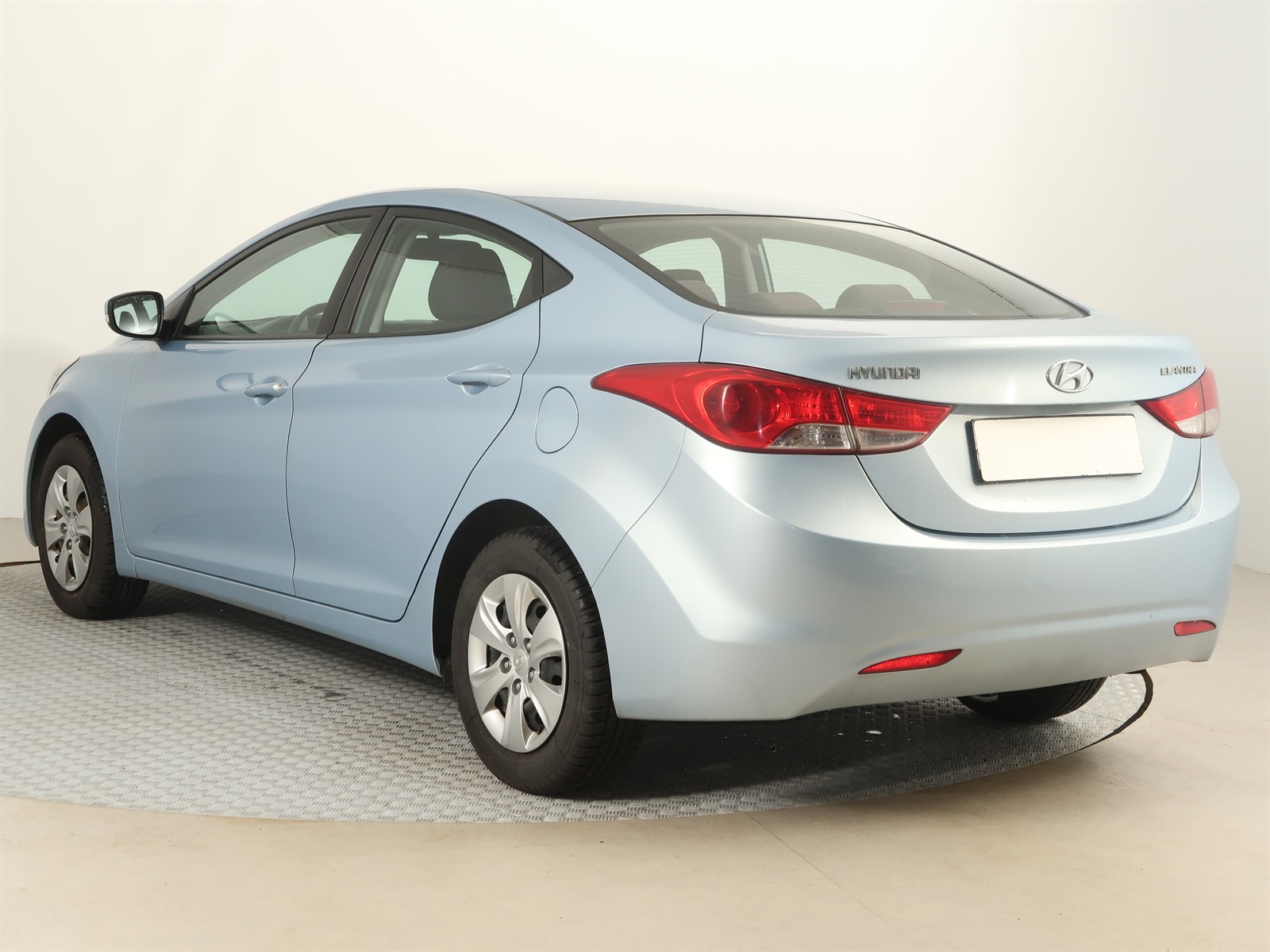 Hyundai Elantra, 2012 - pohled č. 5