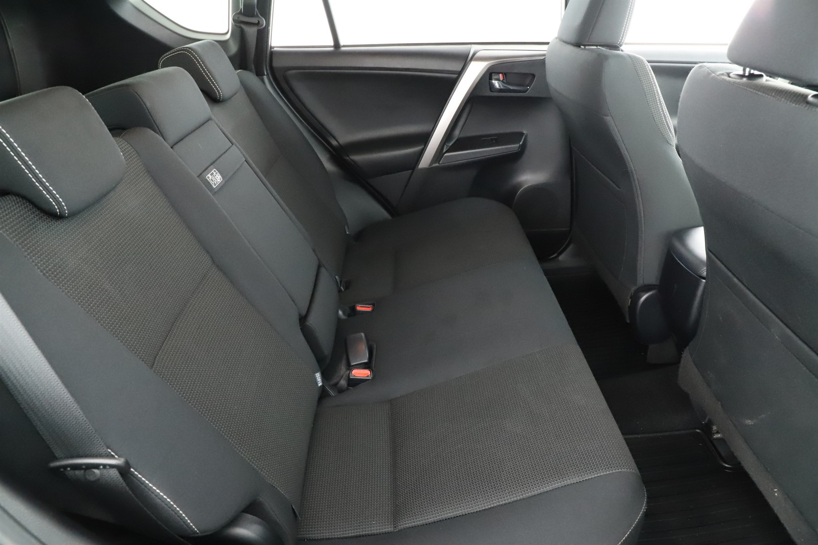 Toyota RAV 4, 2018 - pohled č. 11