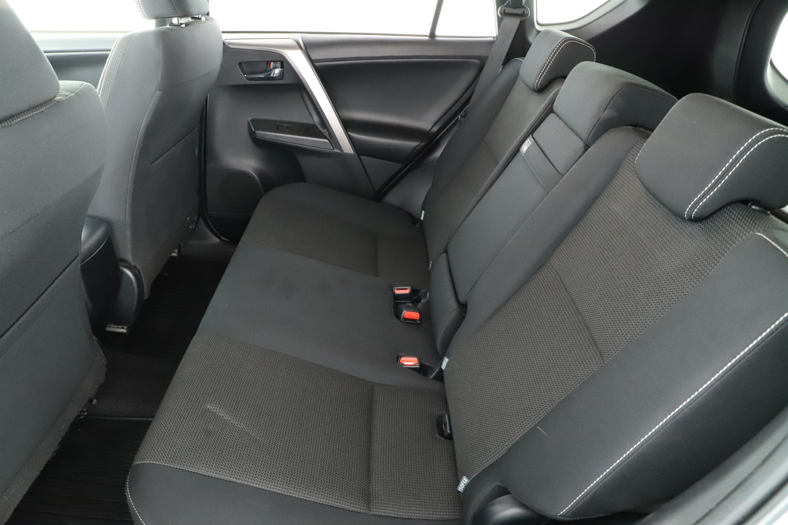Toyota RAV 4, 2018 - pohled č. 12