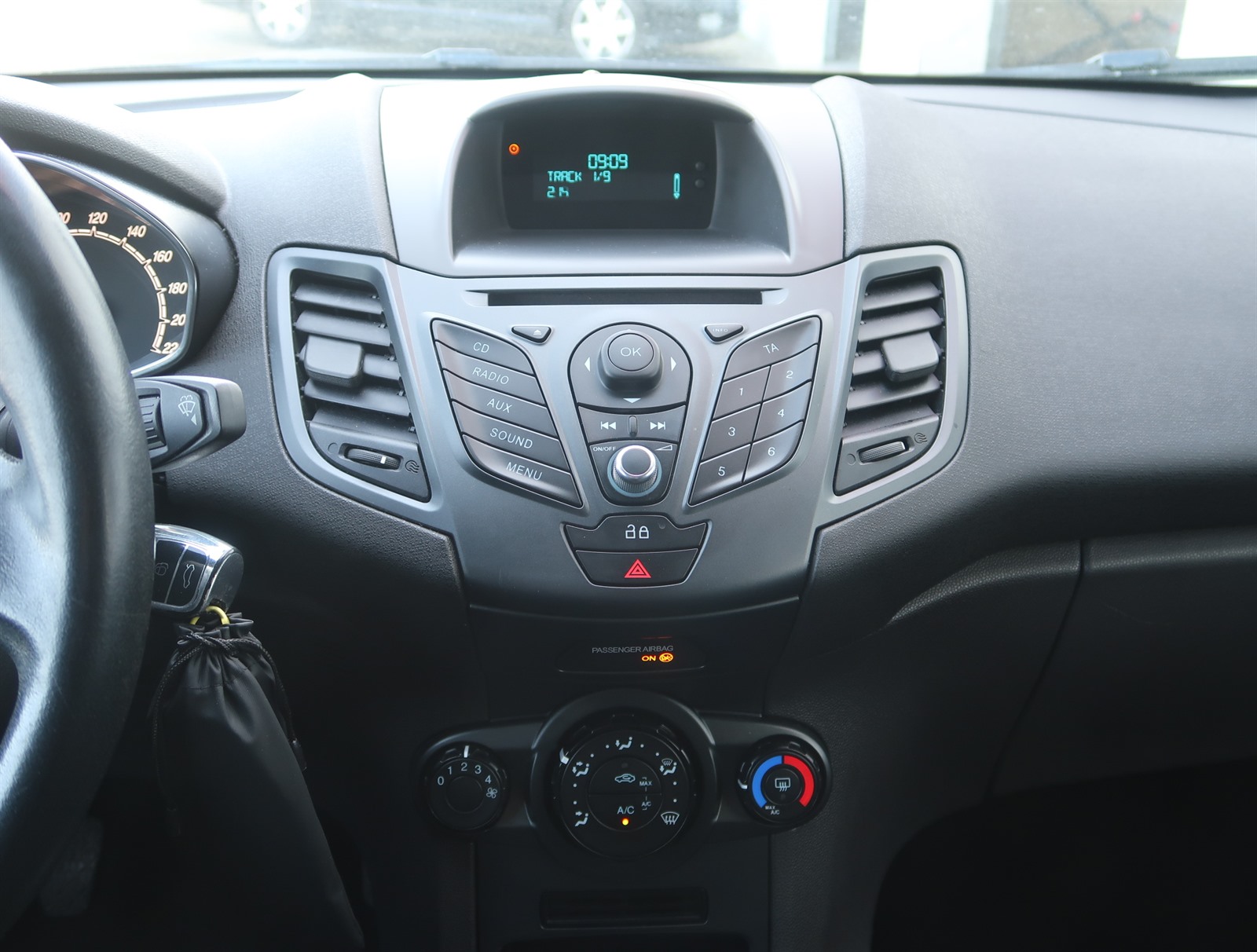 Ford Fiesta, 2014 - pohled č. 18