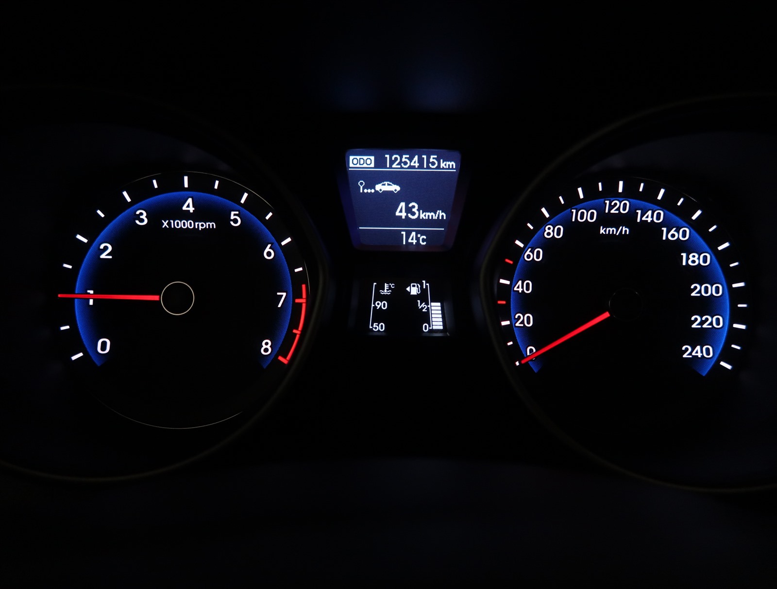 Hyundai i30, 2012 - pohled č. 17