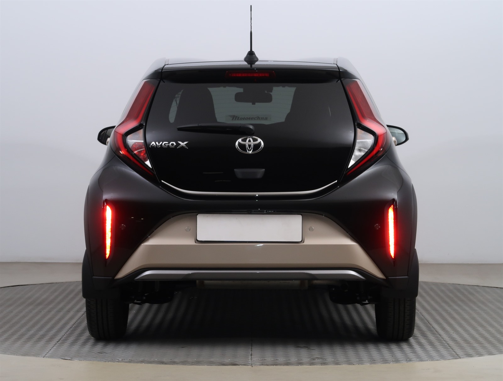 Toyota Aygo, 2023 - pohled č. 6