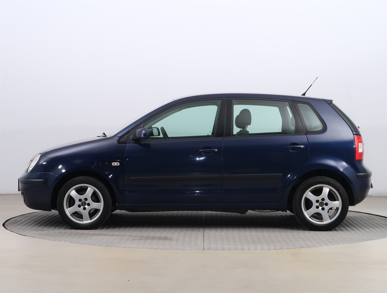 Volkswagen Polo, 2002 - pohled č. 4