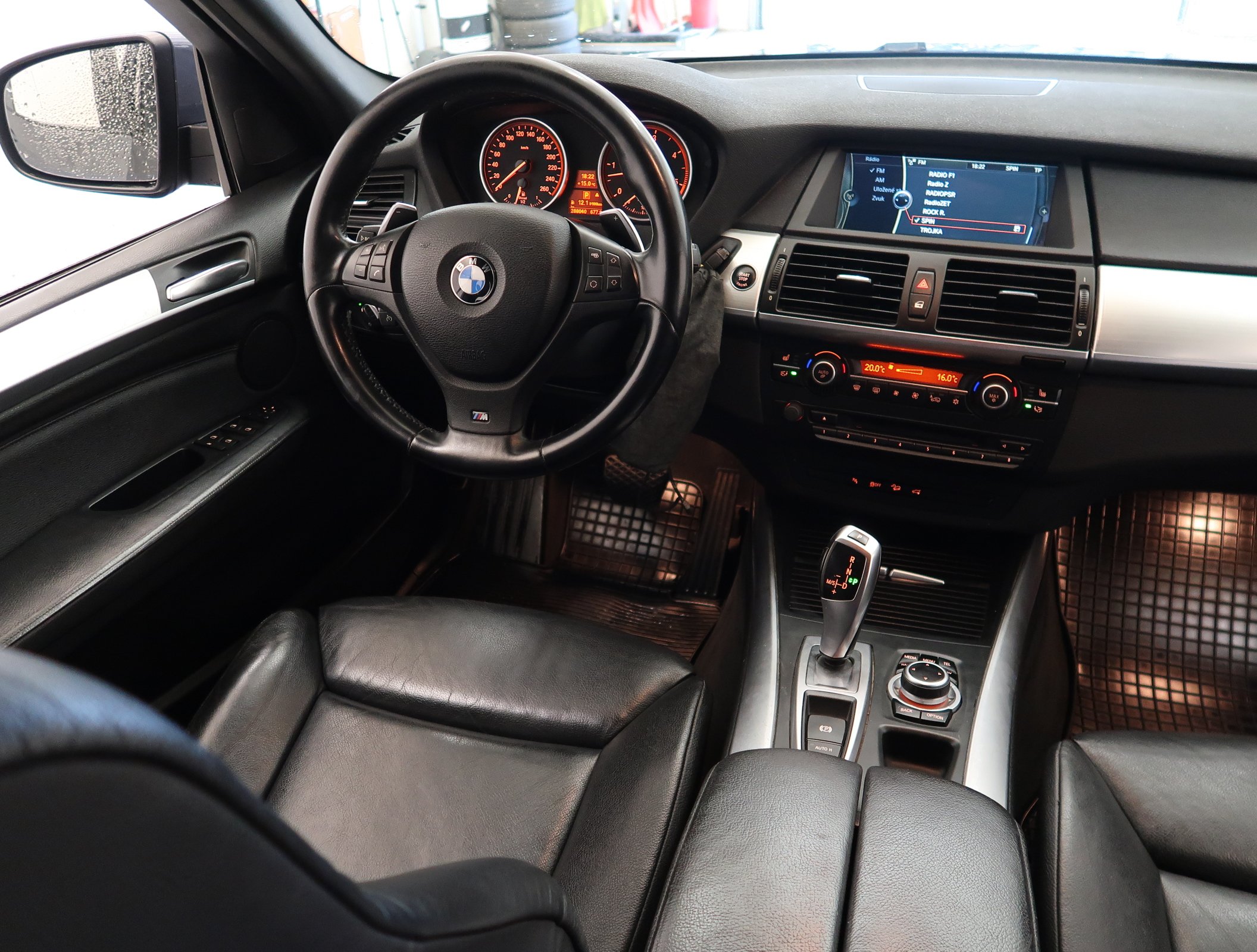 BMW X5, 2012 - pohled č. 9