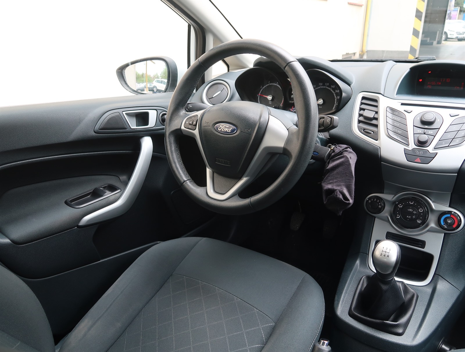 Ford Fiesta, 2012 - pohled č. 9