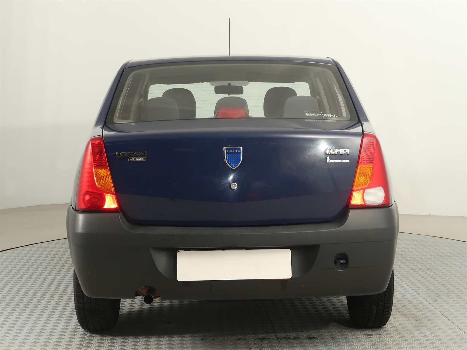 Dacia Logan, 2005 - pohled č. 6