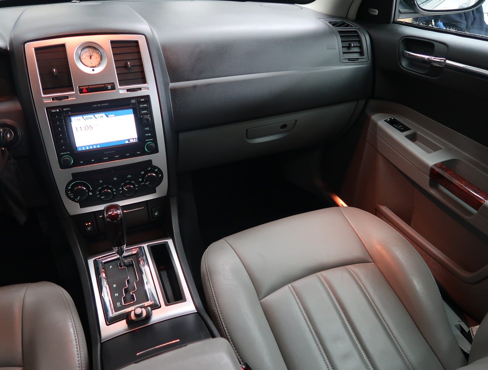 Chrysler 300C, 2007 - pohled č. 11