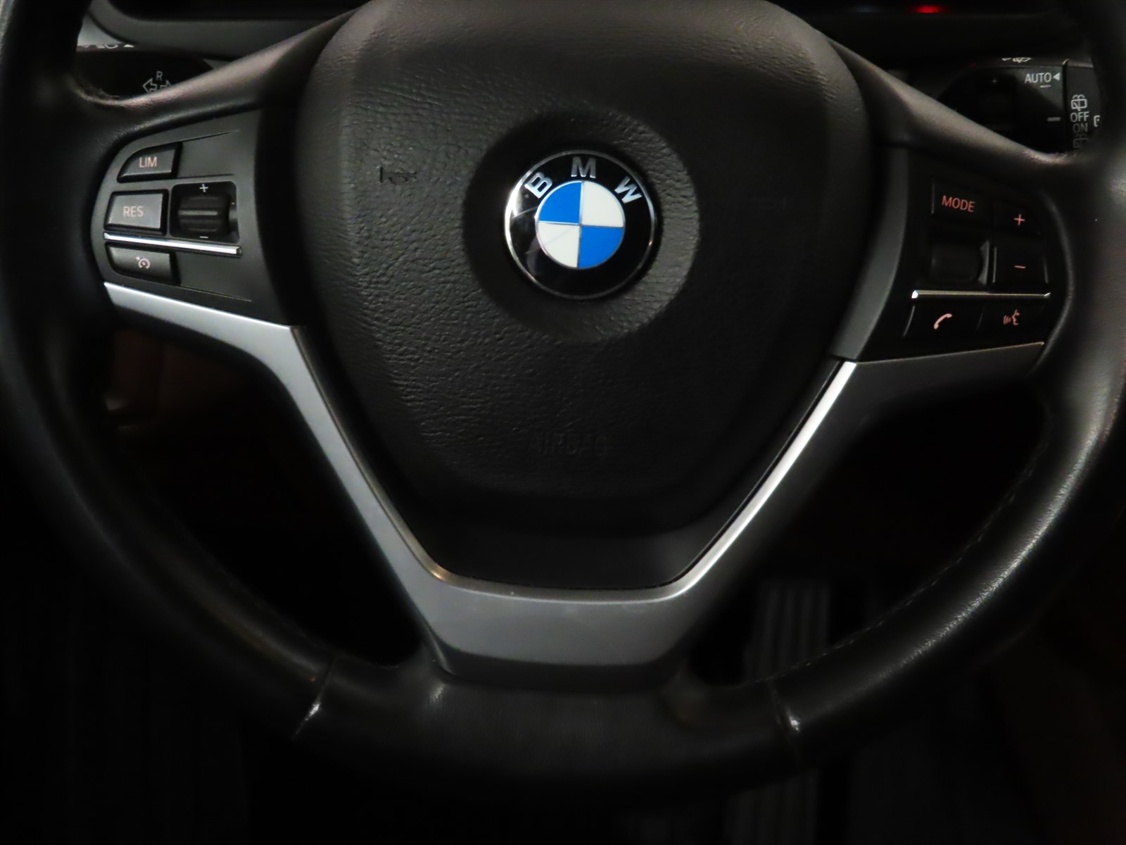BMW X5, 2017 - pohled č. 22