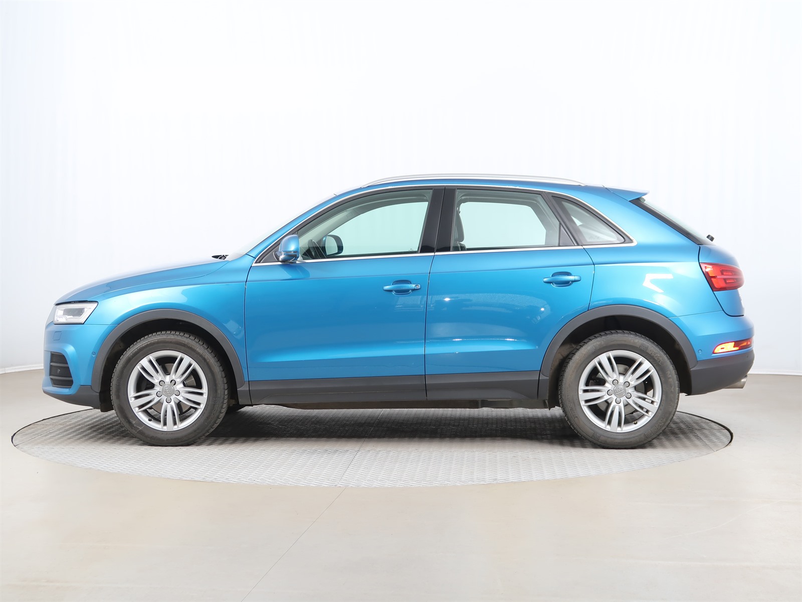 Audi Q3, 2017 - pohled č. 4