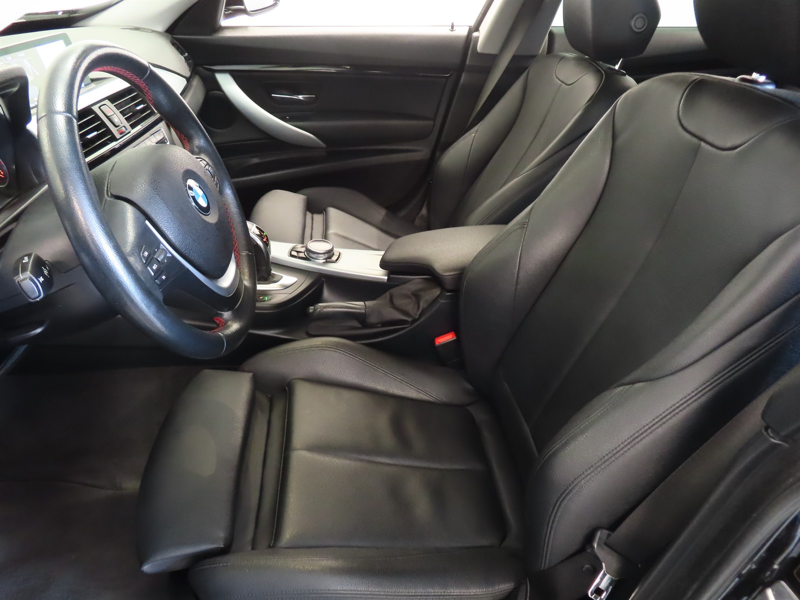 BMW 3GT, 2014 - pohled č. 16