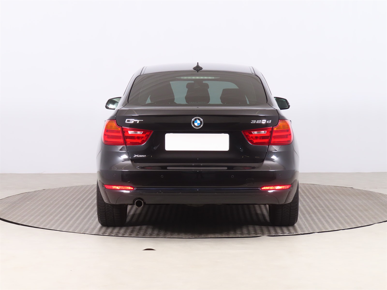 BMW 3GT, 2014 - pohled č. 6