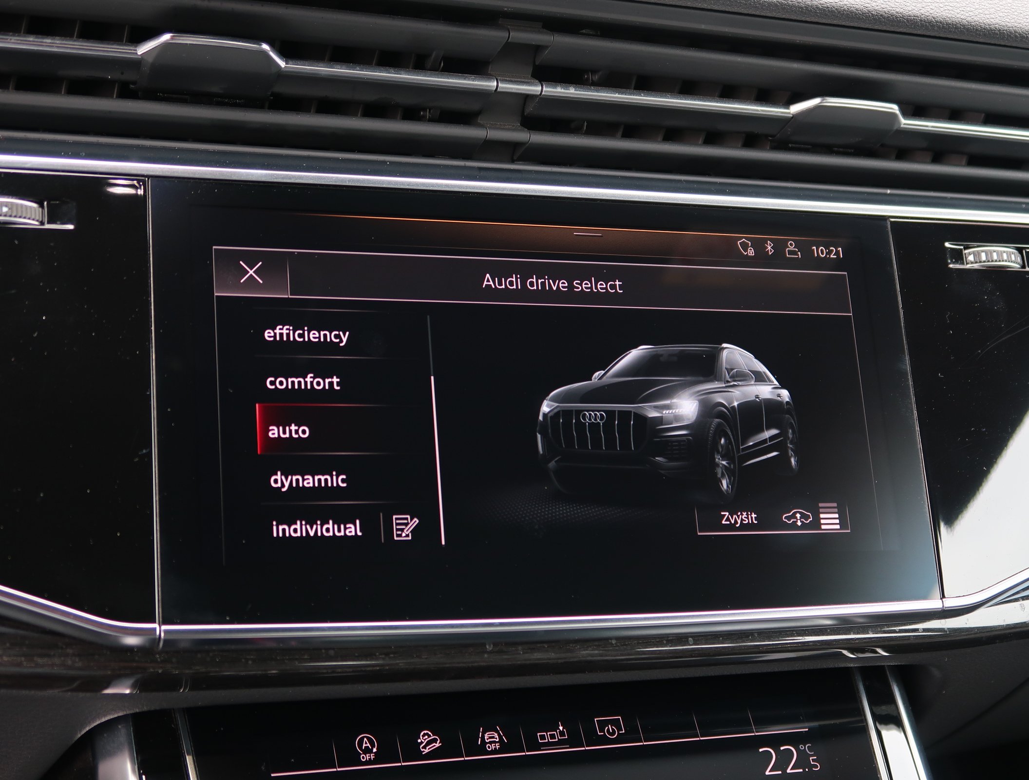 Audi Q8, 2019 - pohled č. 29