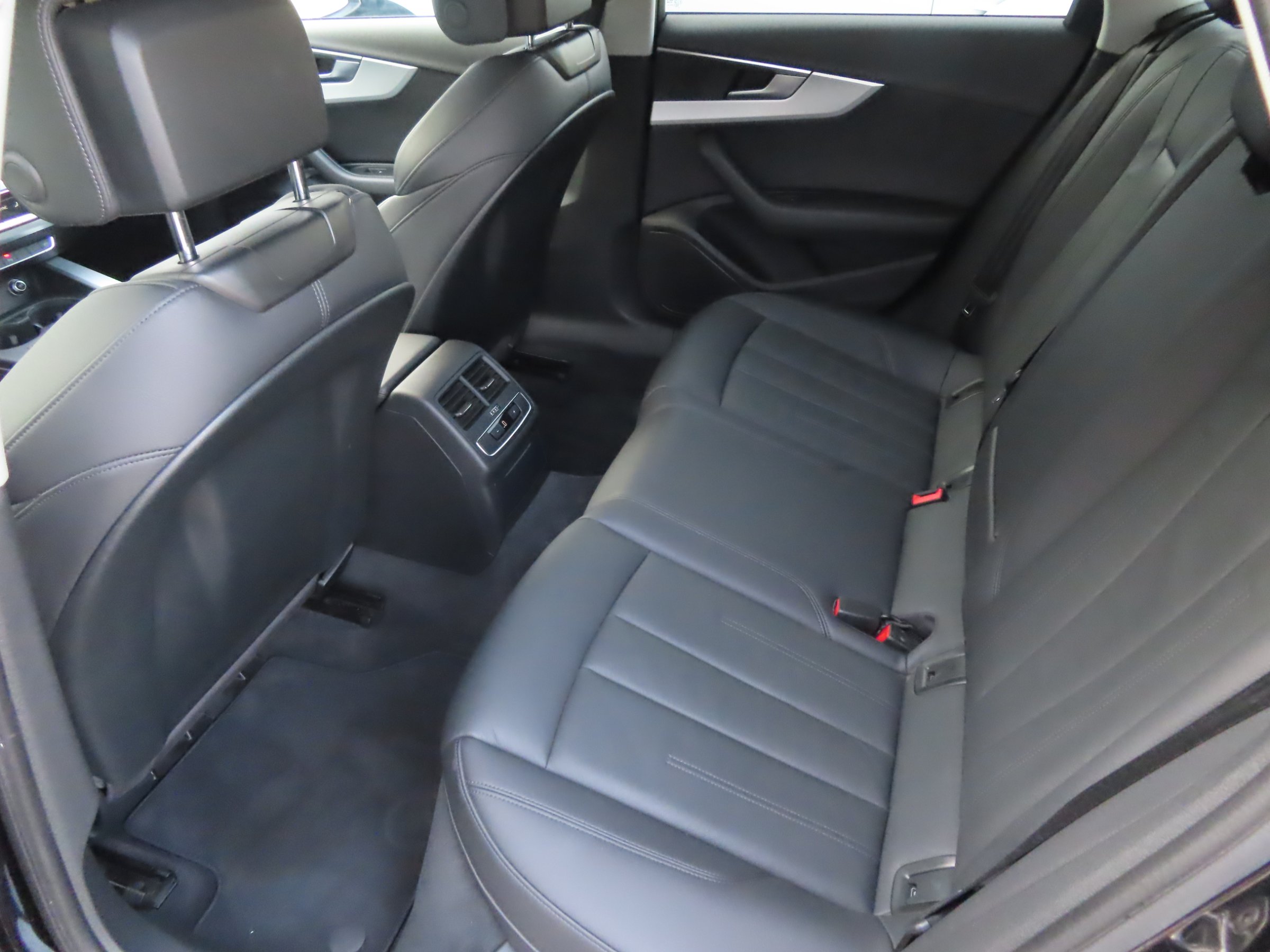 Audi A4, 2016 - pohled č. 15