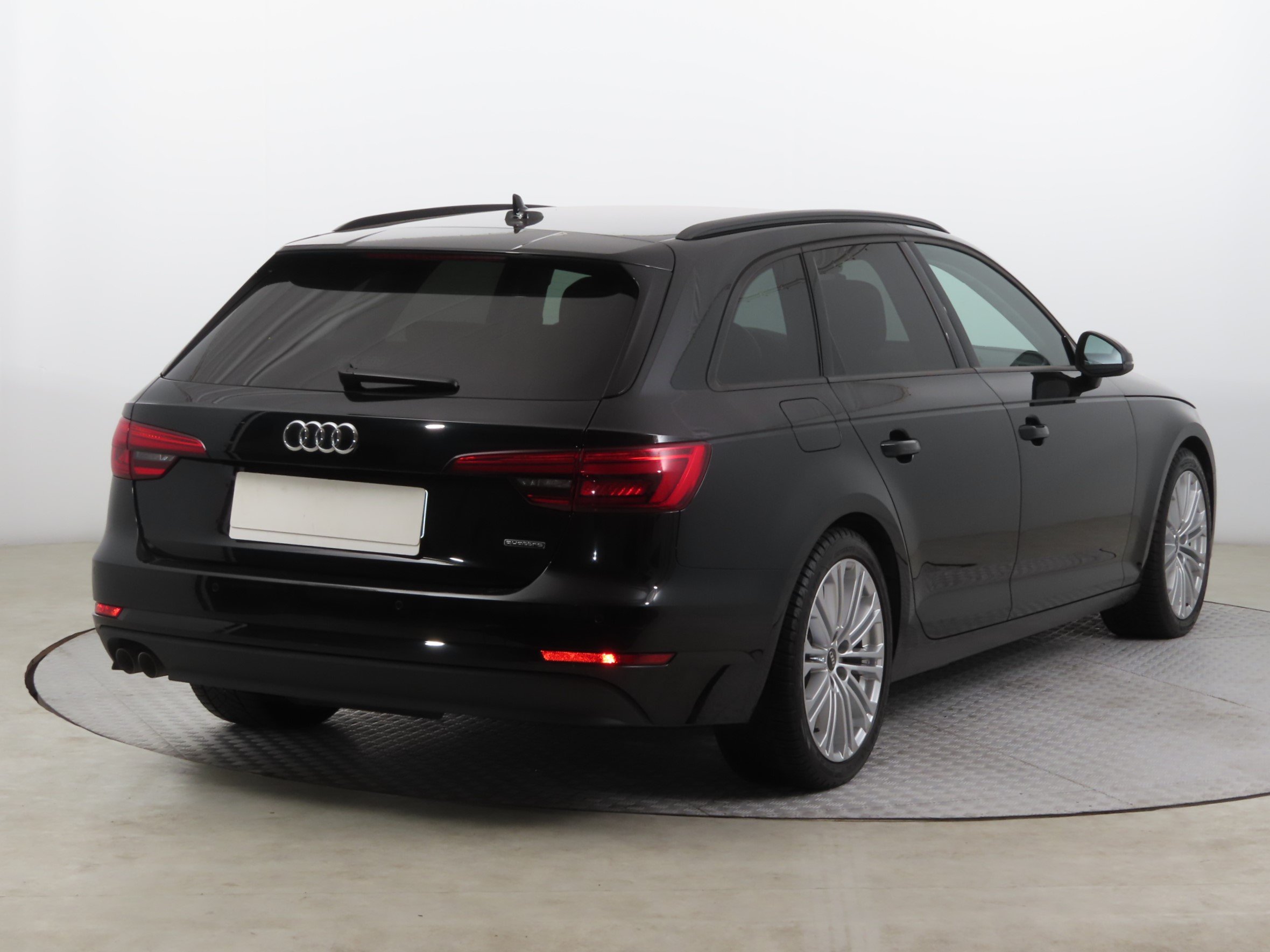 Audi A4, 2016 - pohled č. 7