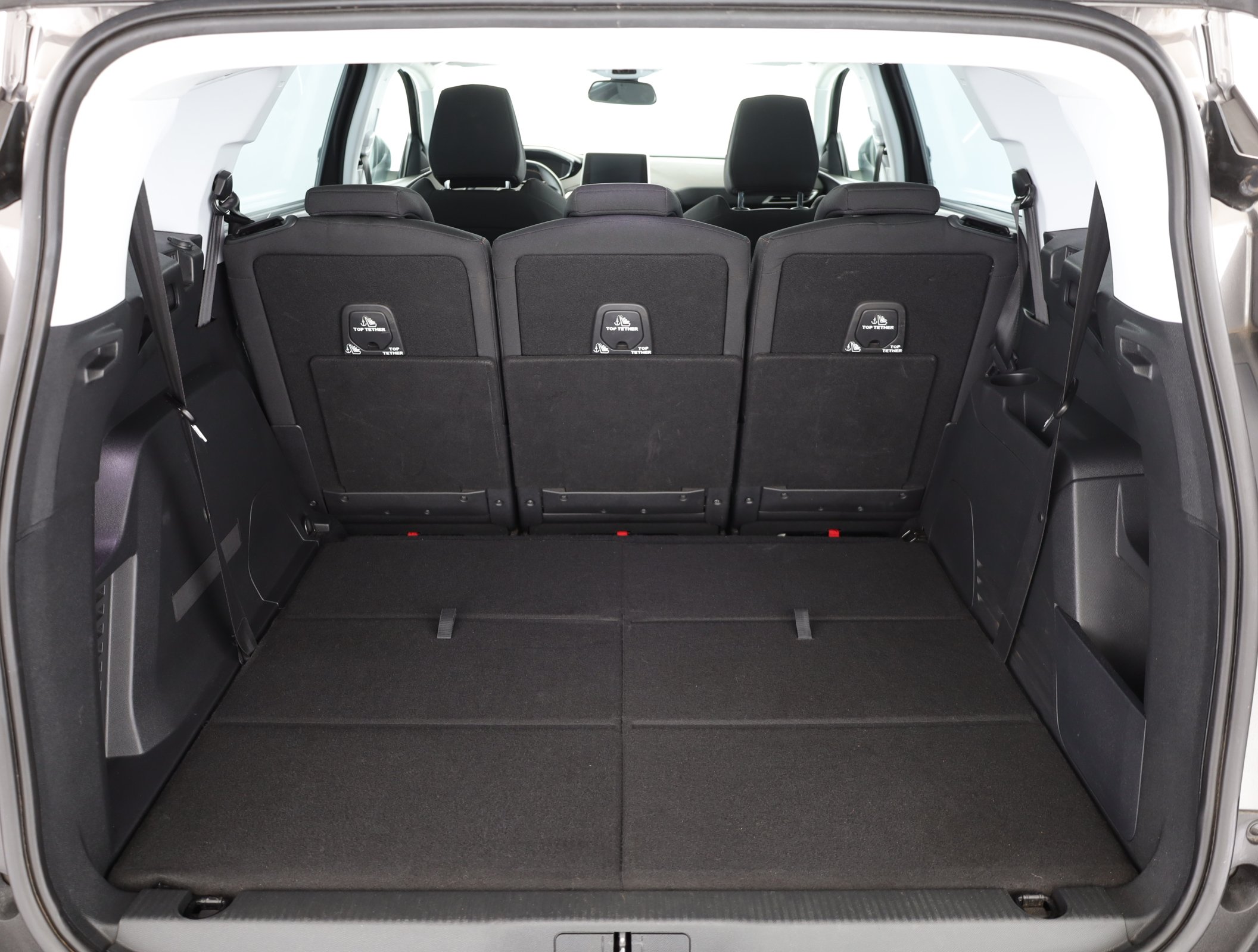 Peugeot 5008, 2017 - pohled č. 24