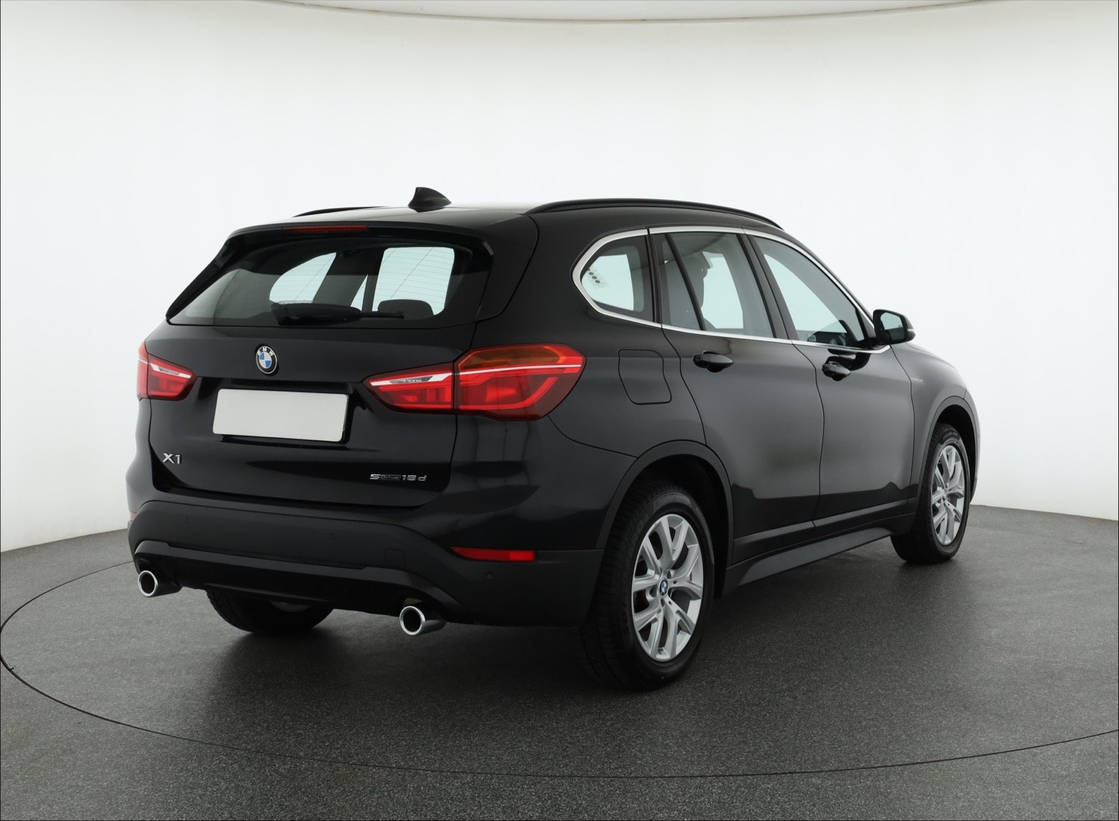 BMW X1, 2021 - pohled č. 7