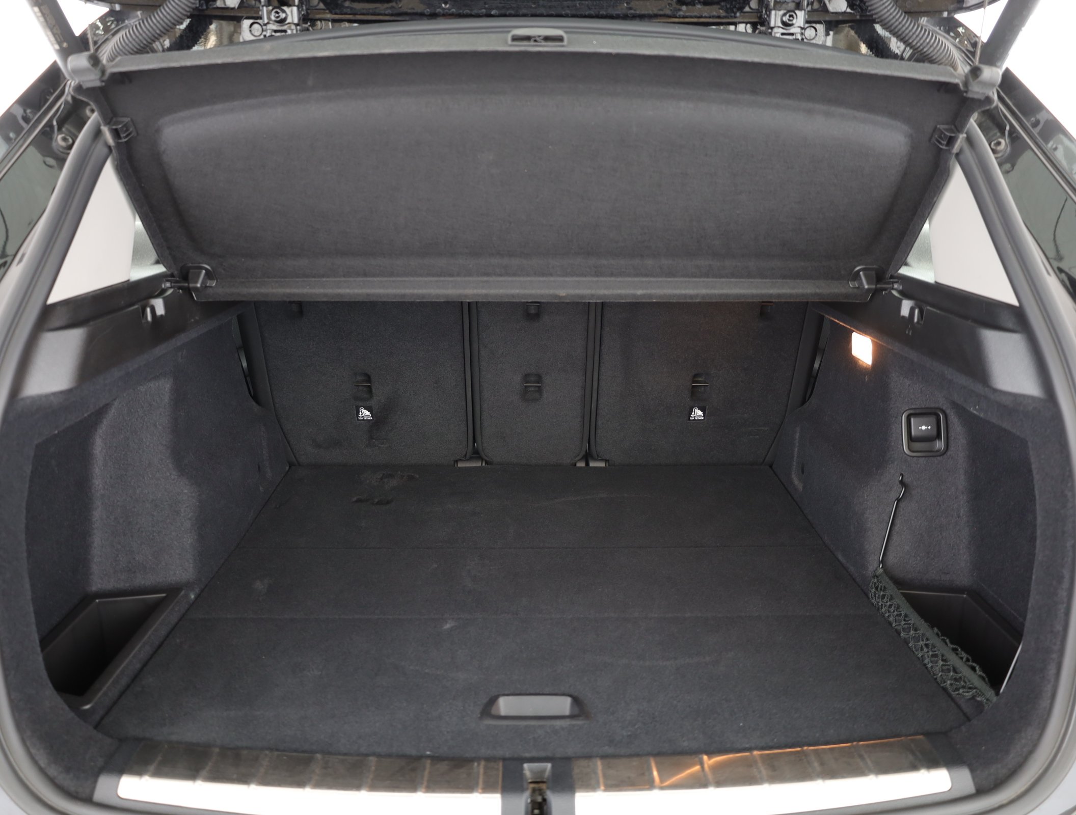 BMW X1, 2021 - pohled č. 22