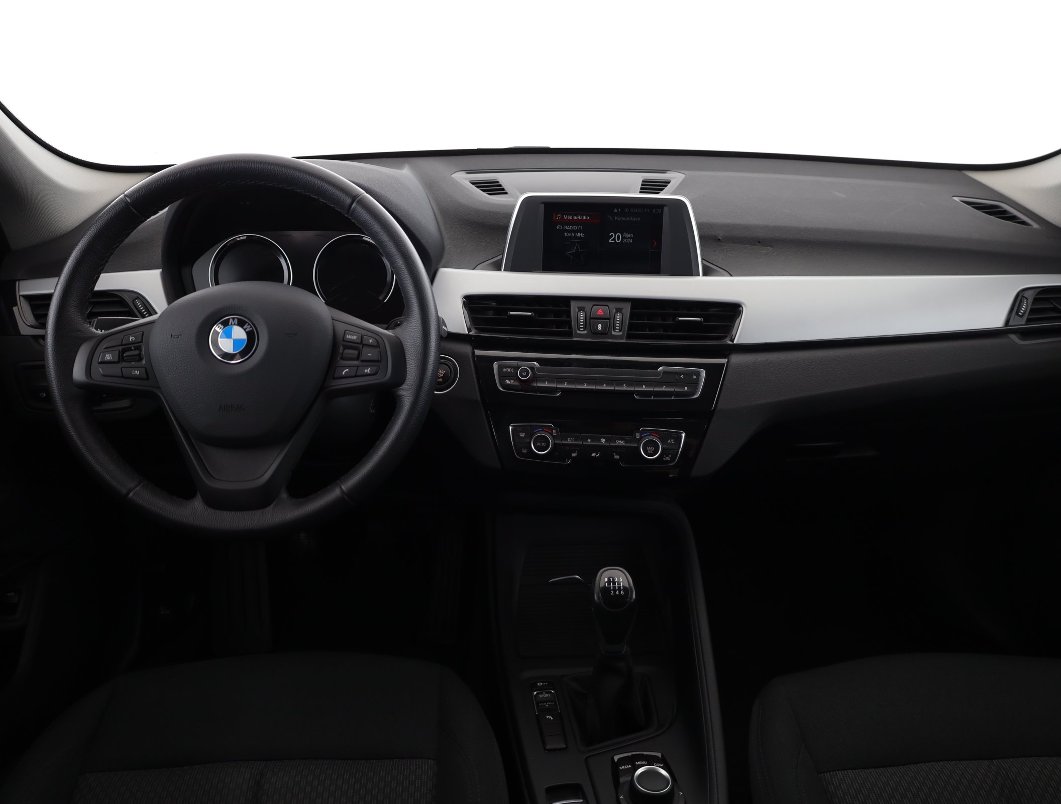 BMW X1, 2021 - pohled č. 9