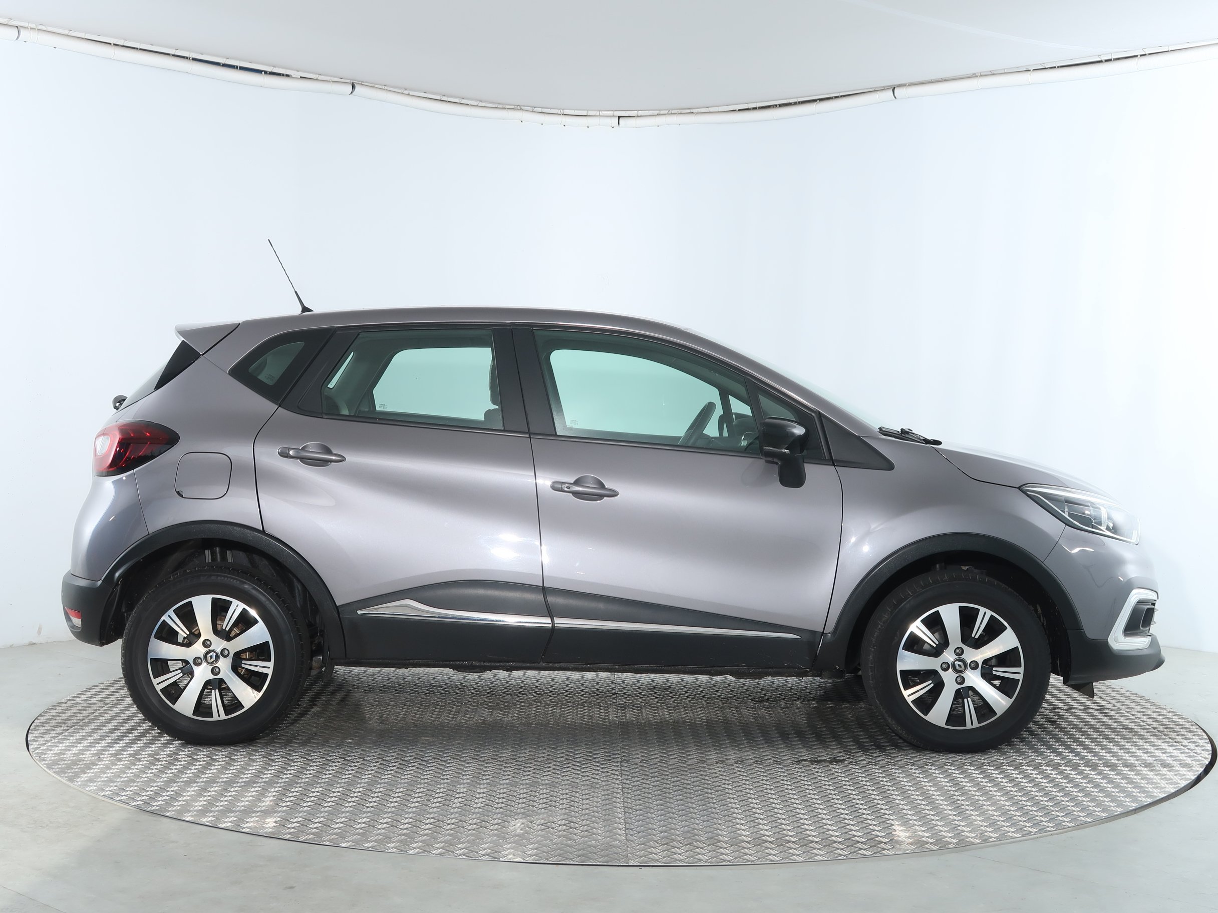 Renault Captur, 2017 - pohled č. 8
