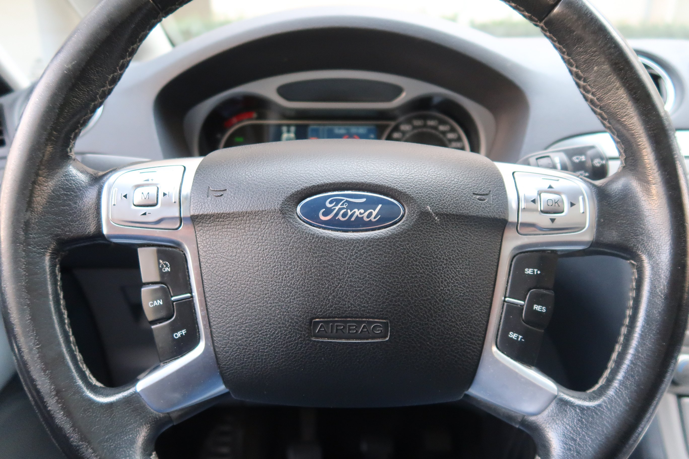 Ford S-MAX, 2008 - pohled č. 20