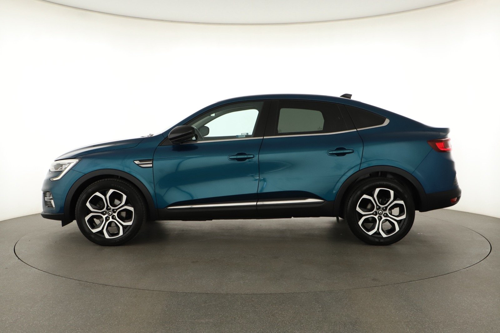 Renault Arkana, 2022 - pohled č. 4