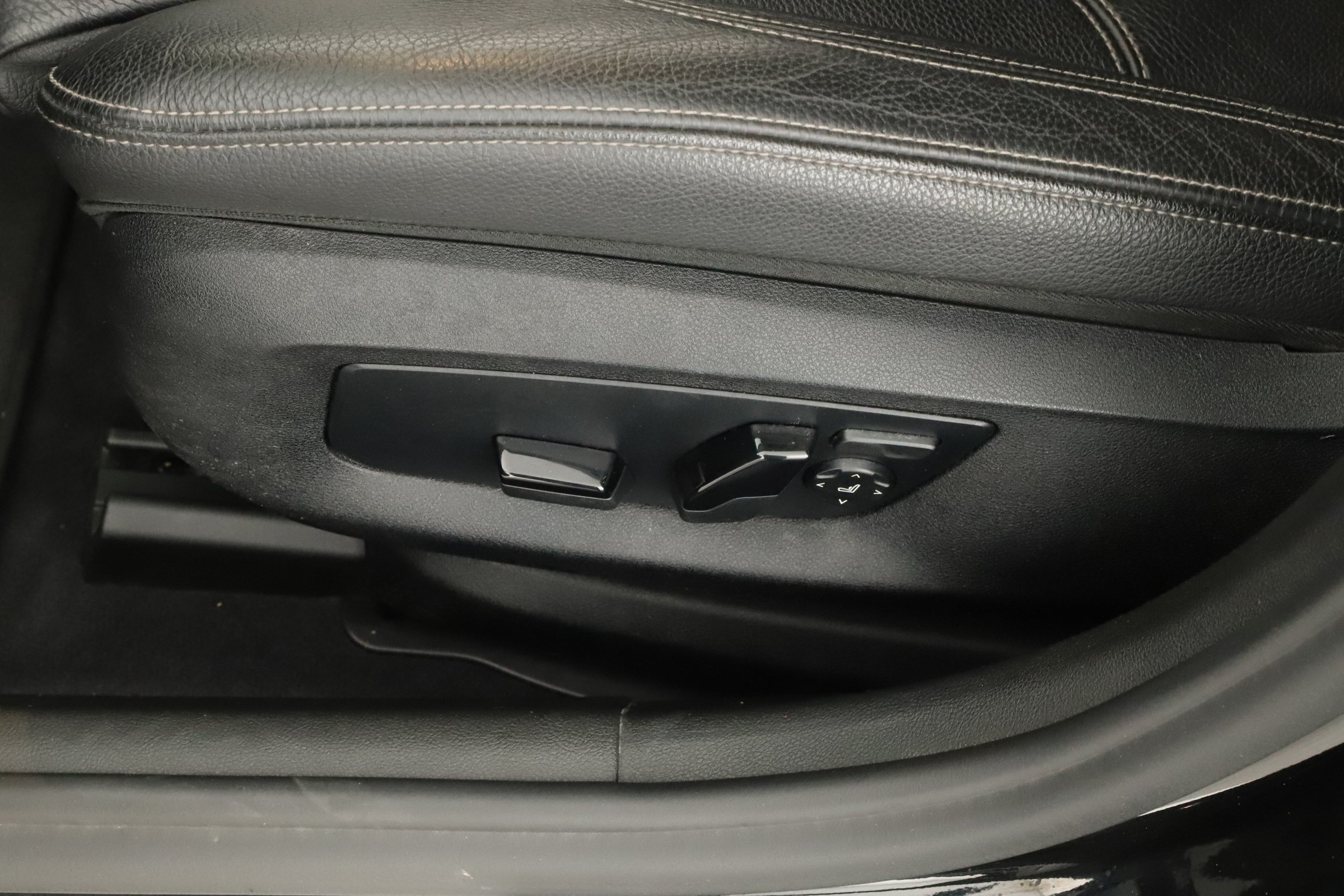 BMW Řada 5, 2017 - pohled č. 18