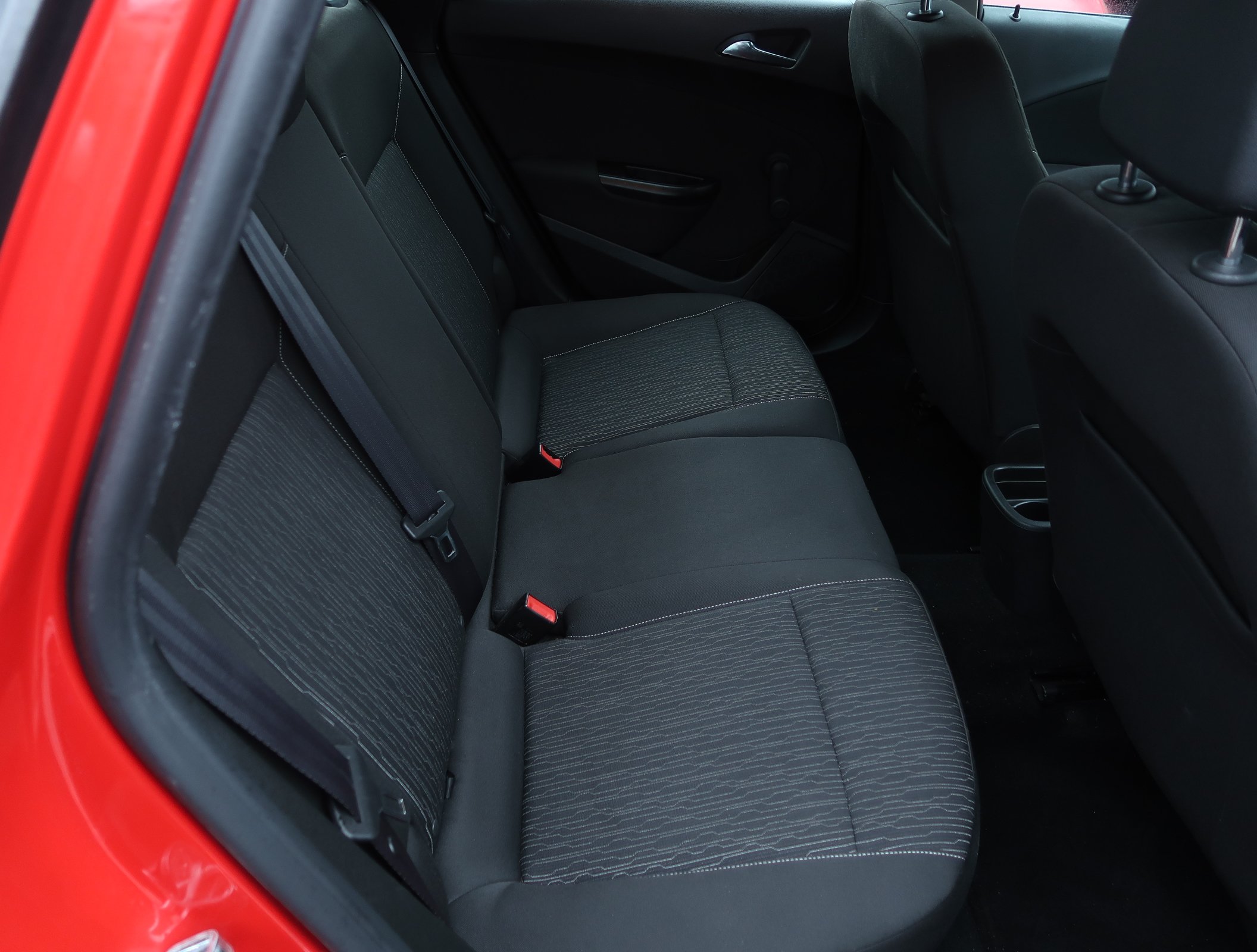 Opel Astra, 2015 - pohled č. 13