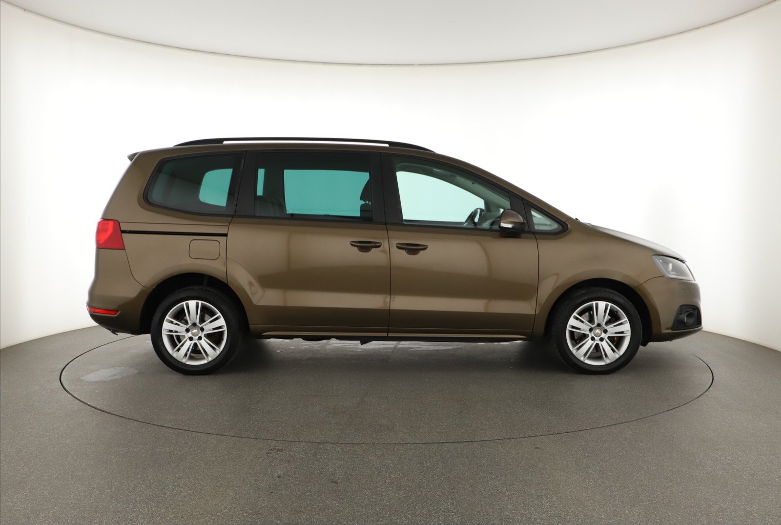 Seat Alhambra, 2010 - pohled č. 8