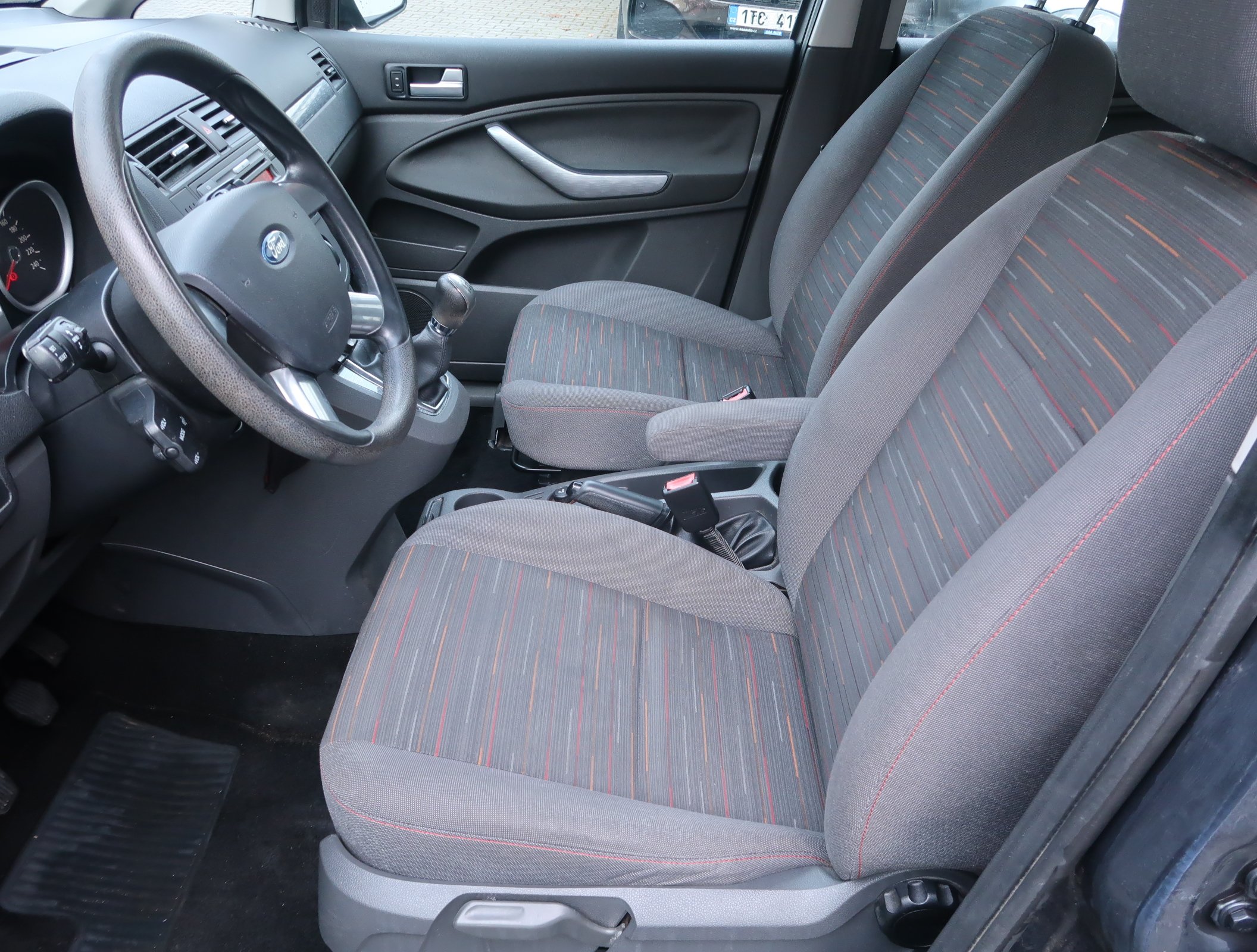 Ford C-MAX, 2008 - pohled č. 16