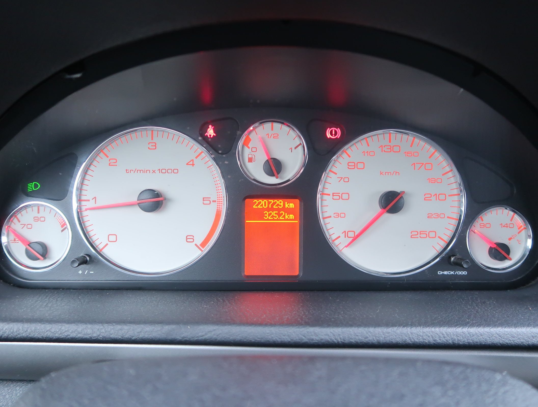Peugeot 407, 2010 - pohled č. 17