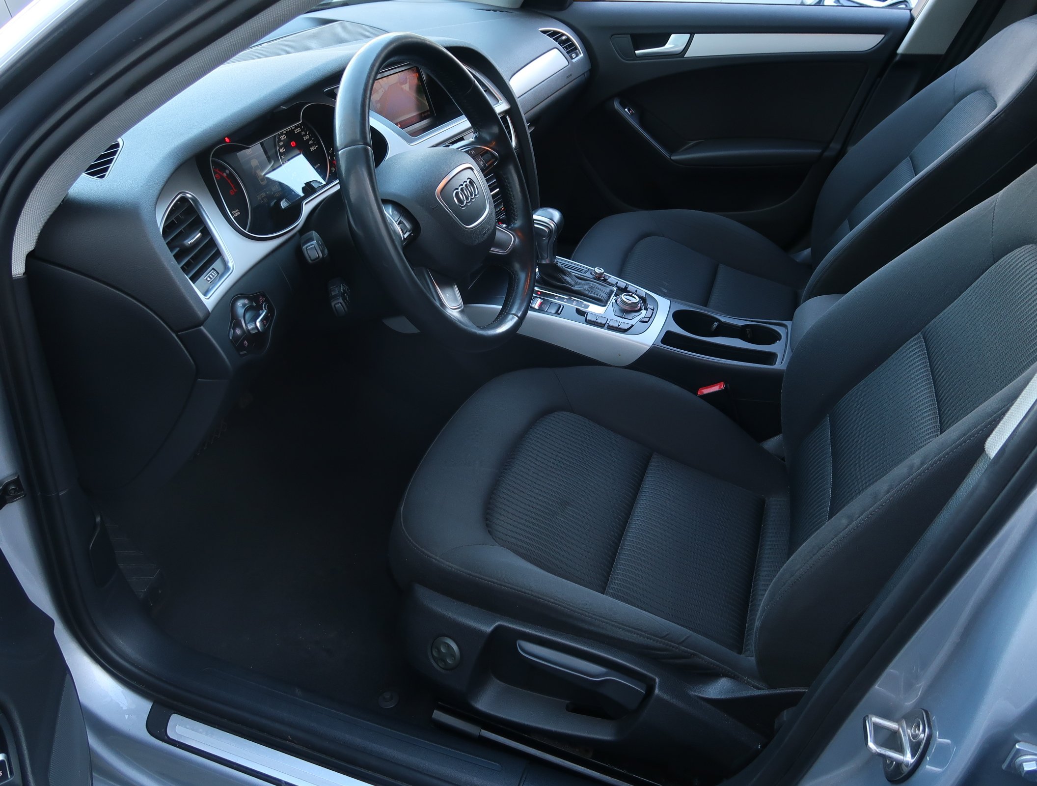 Audi A4, 2016 - pohled č. 16