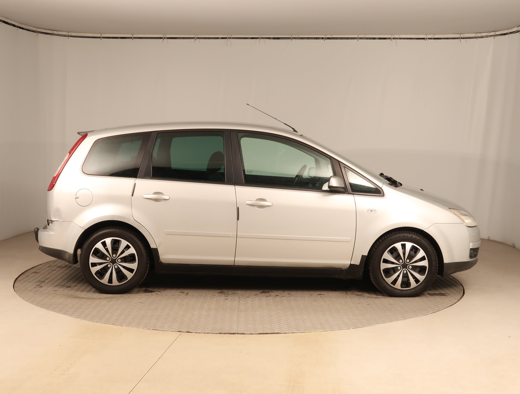 Ford C-MAX, 2007 - pohled č. 8