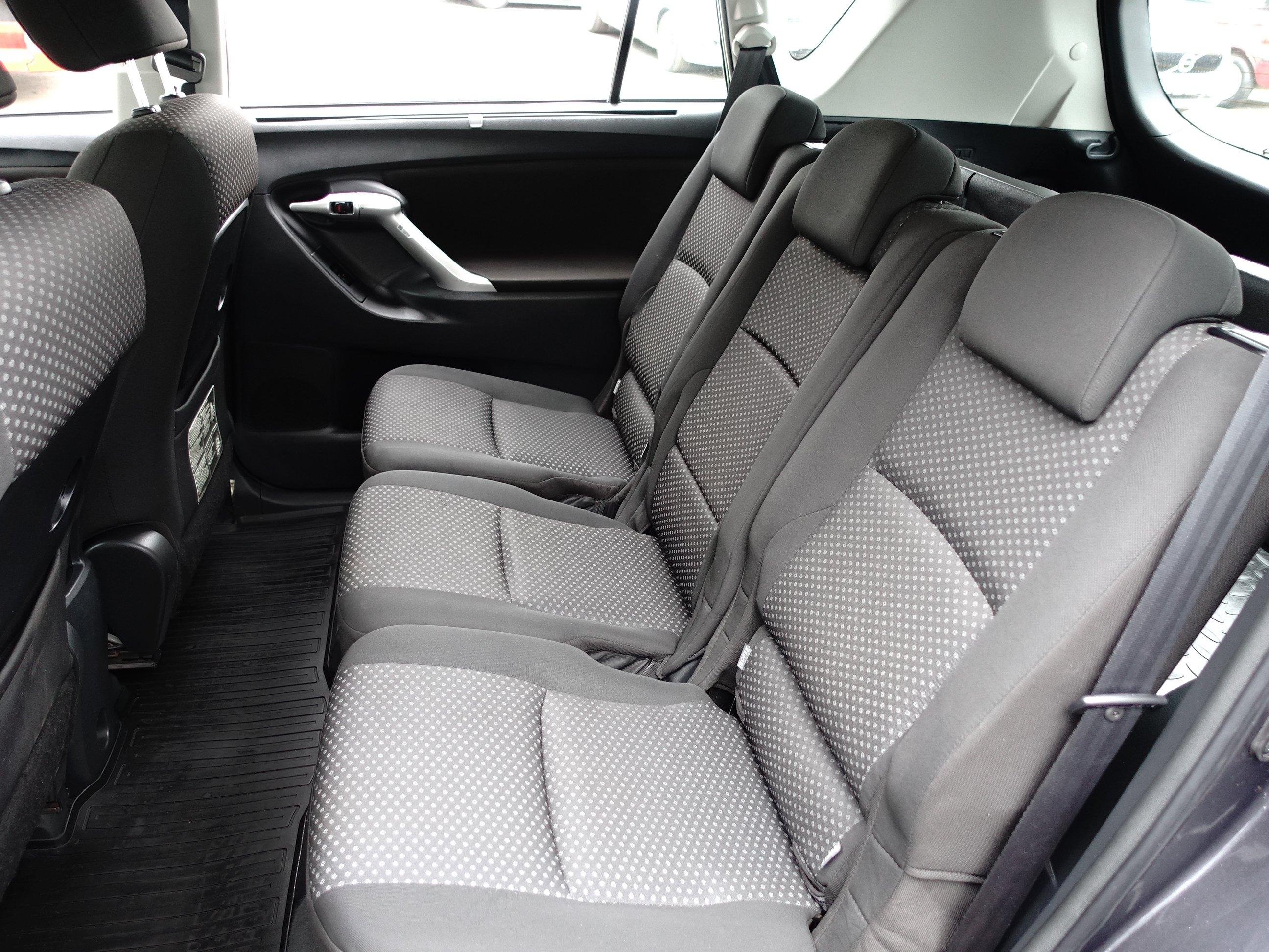Toyota Verso, 2011 - pohled č. 15