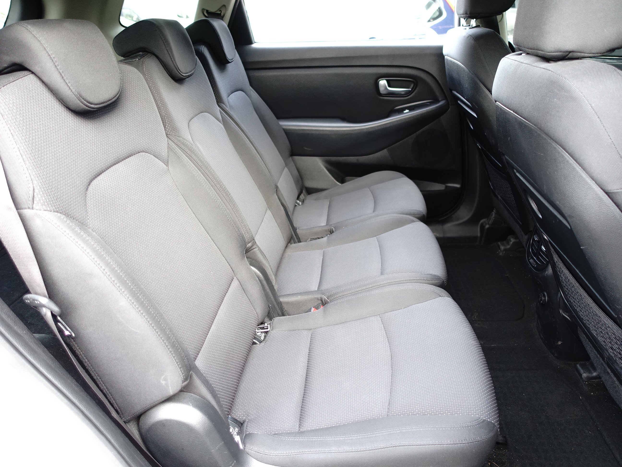Kia Carens, 2013 - pohled č. 13