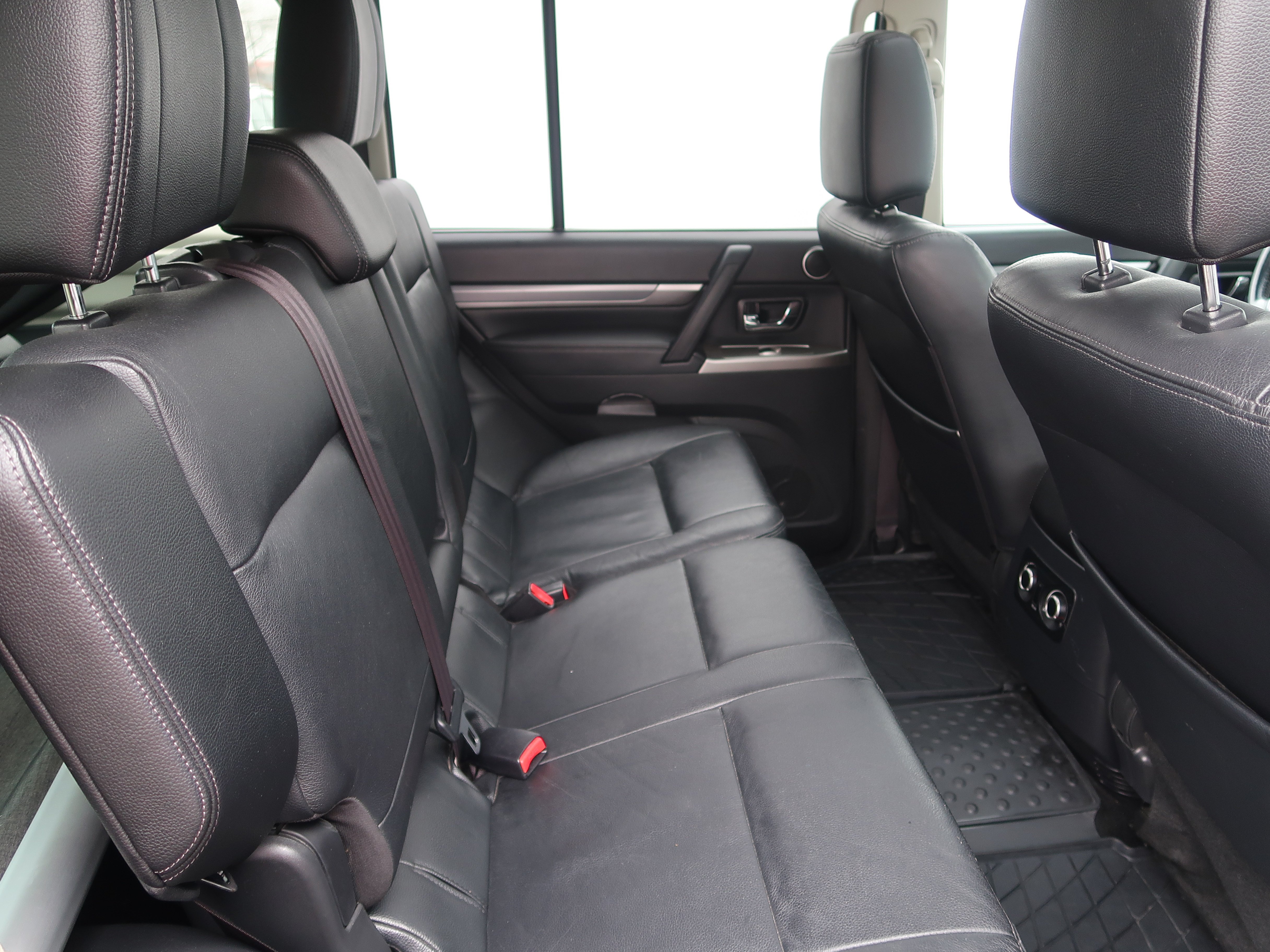 Mitsubishi Pajero, 2016 - pohled č. 13