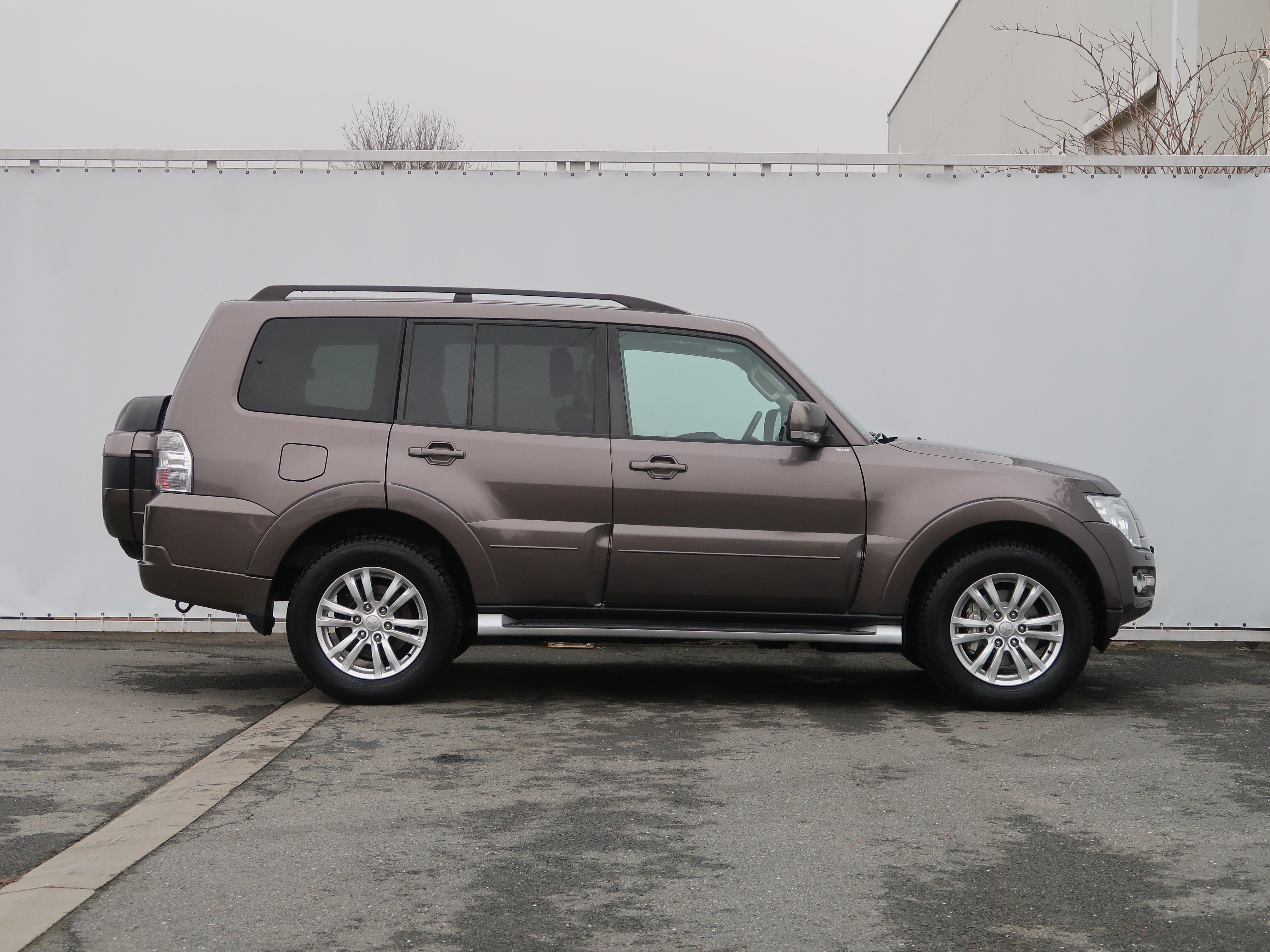 Mitsubishi Pajero, 2016 - pohled č. 8