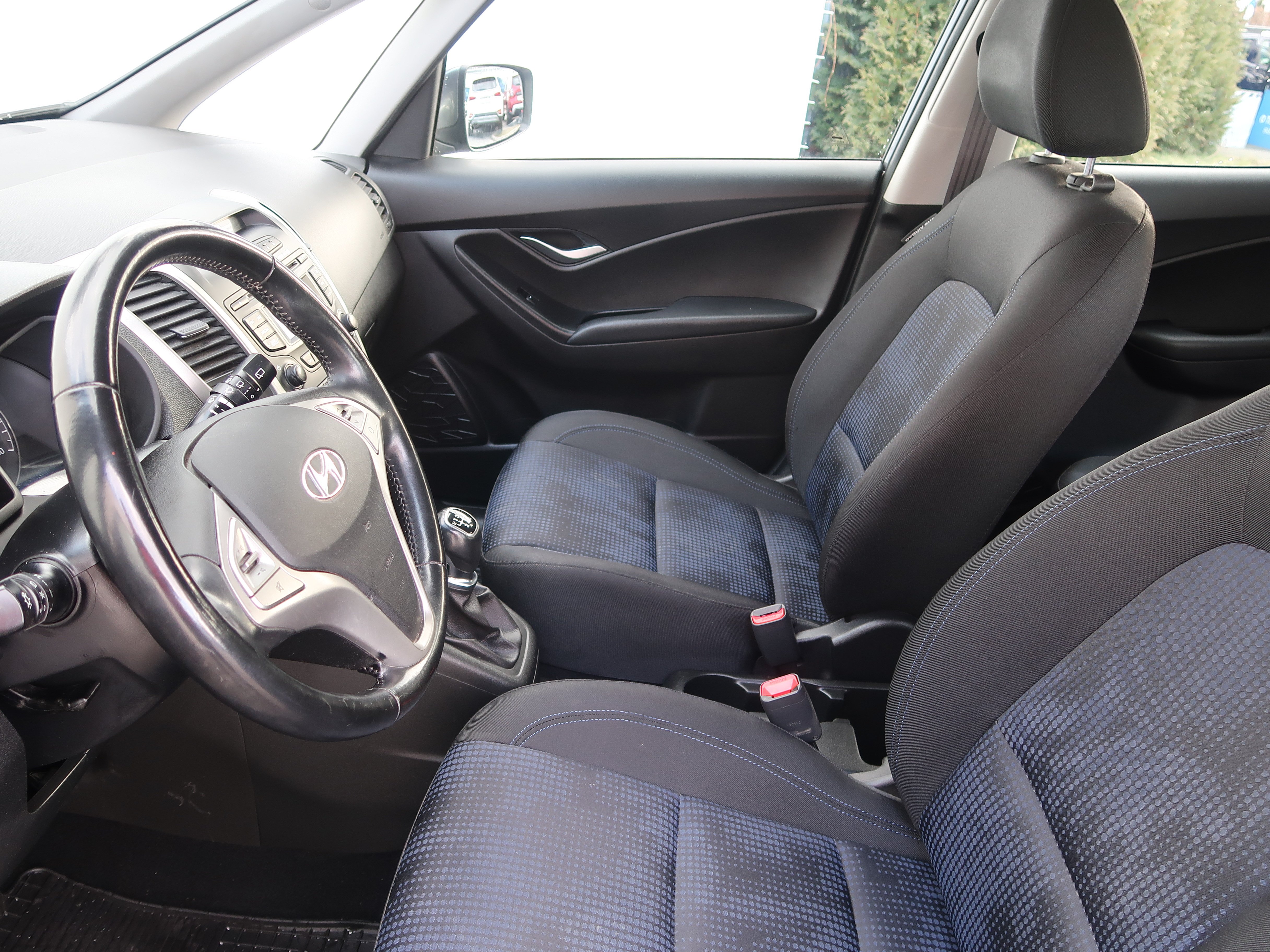 Hyundai ix20, 2019 - pohled č. 16
