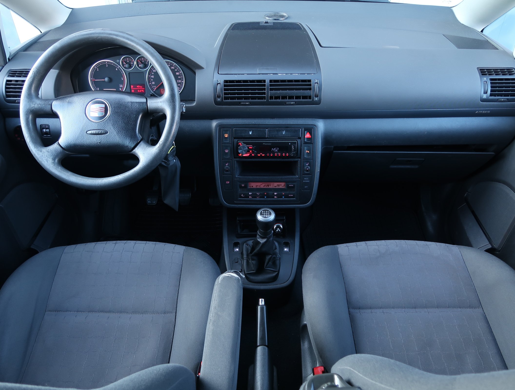 Seat Alhambra, 2007 - pohled č. 10