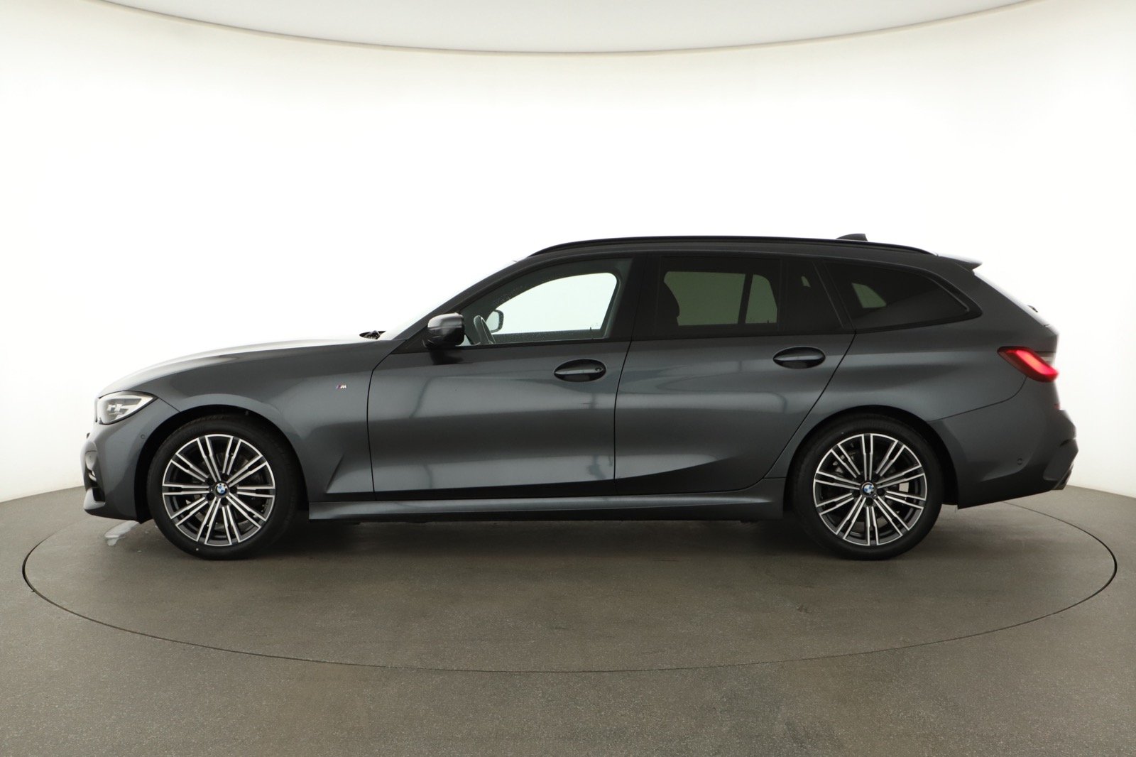 BMW Řada 3, 2021 - pohled č. 4