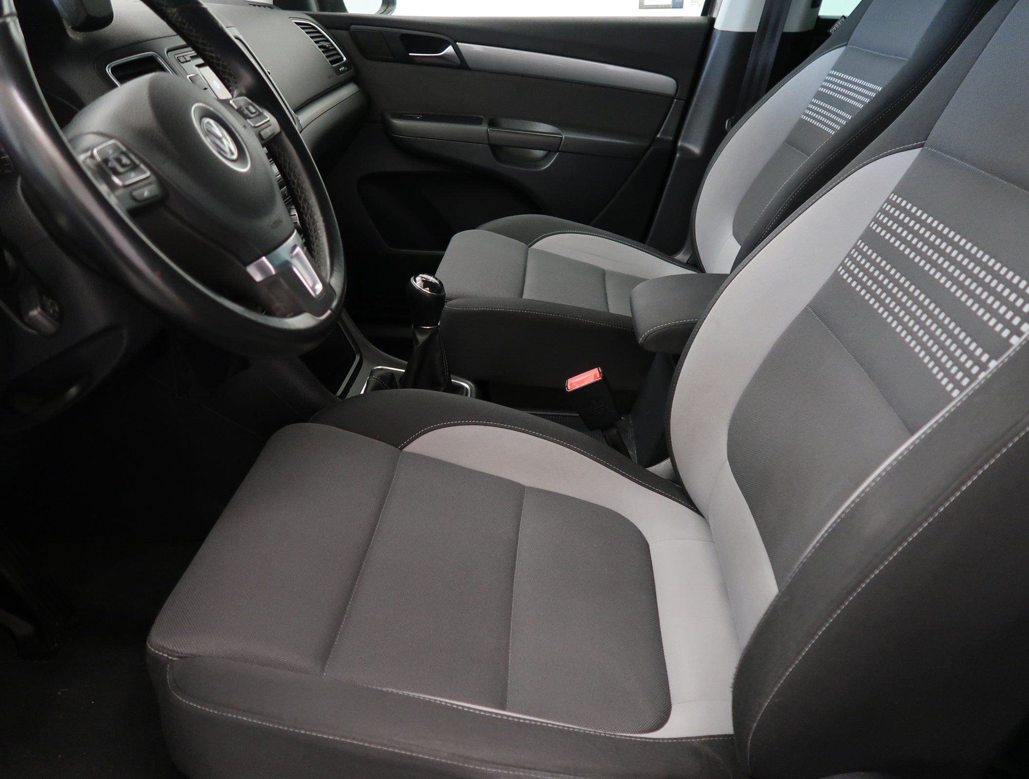 Volkswagen Sharan, 2013 - pohled č. 16