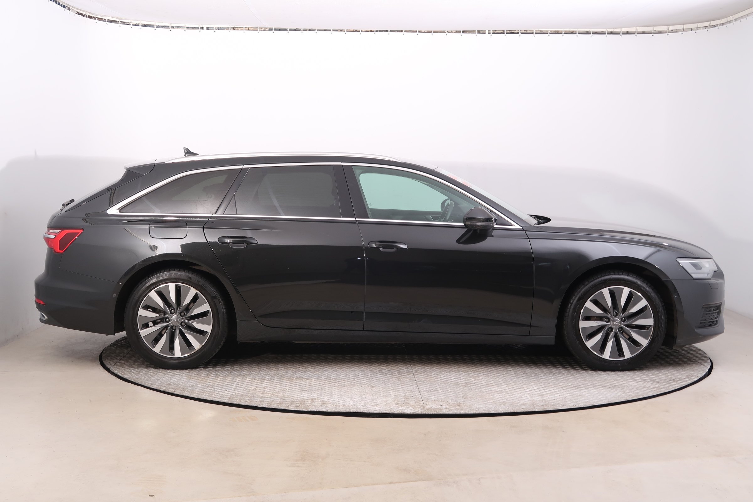 Audi A6, 2019 - pohled č. 8